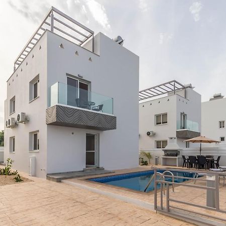 Nissini Villas 2 Ayia Napa Bagian luar foto