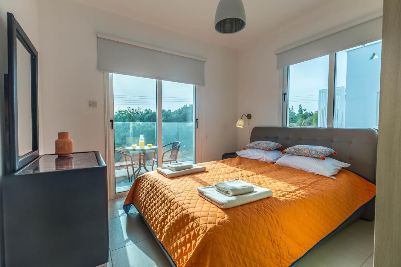 Nissini Villas 2 Ayia Napa Bagian luar foto