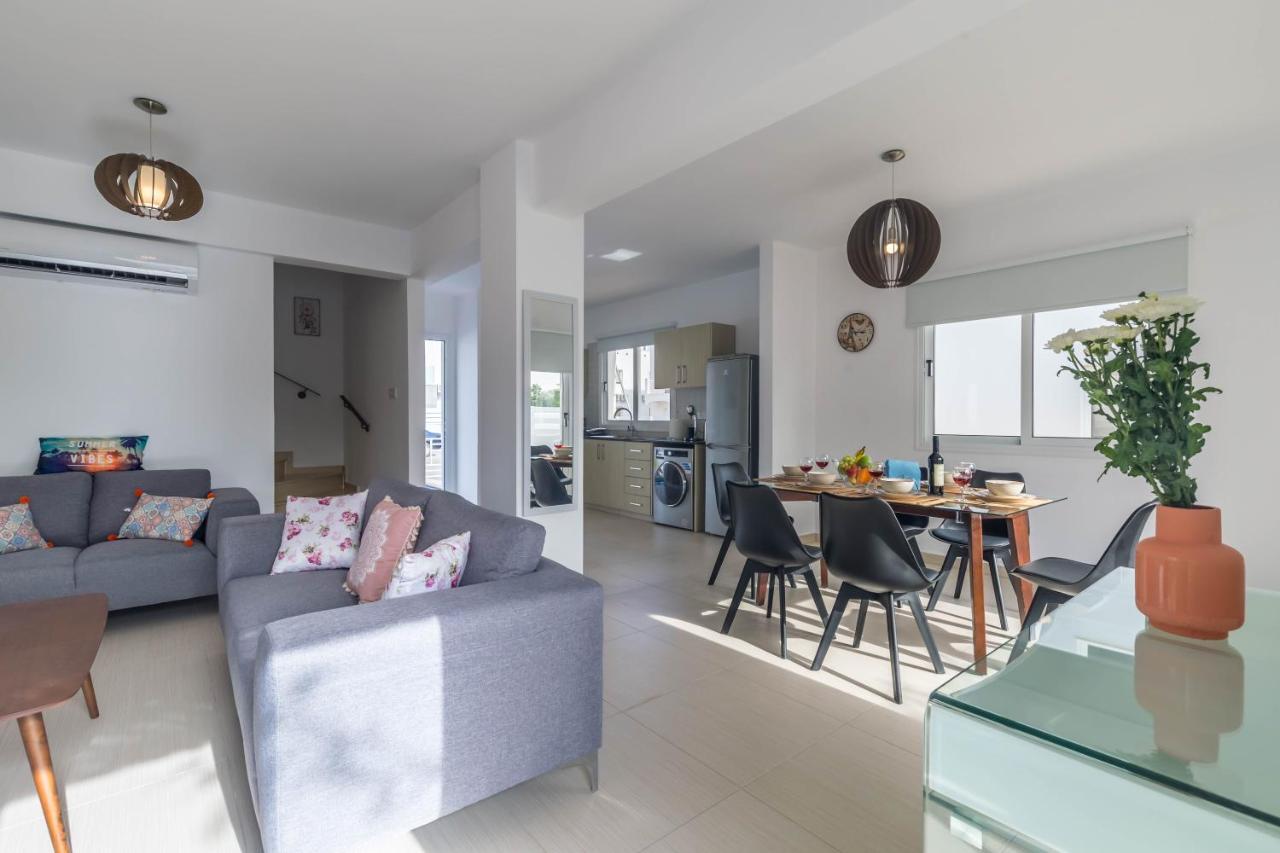 Nissini Villas 2 Ayia Napa Bagian luar foto
