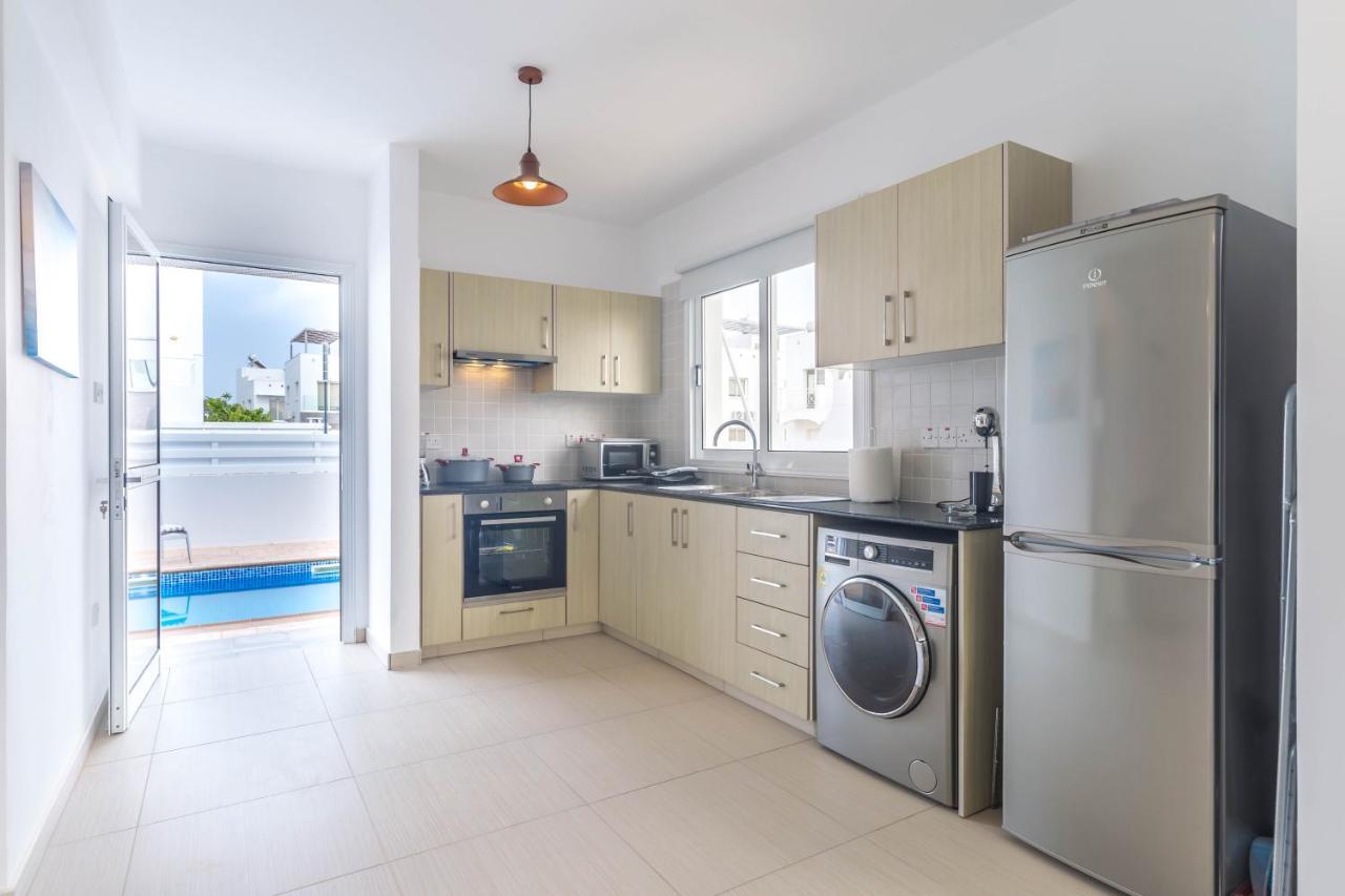 Nissini Villas 2 Ayia Napa Bagian luar foto