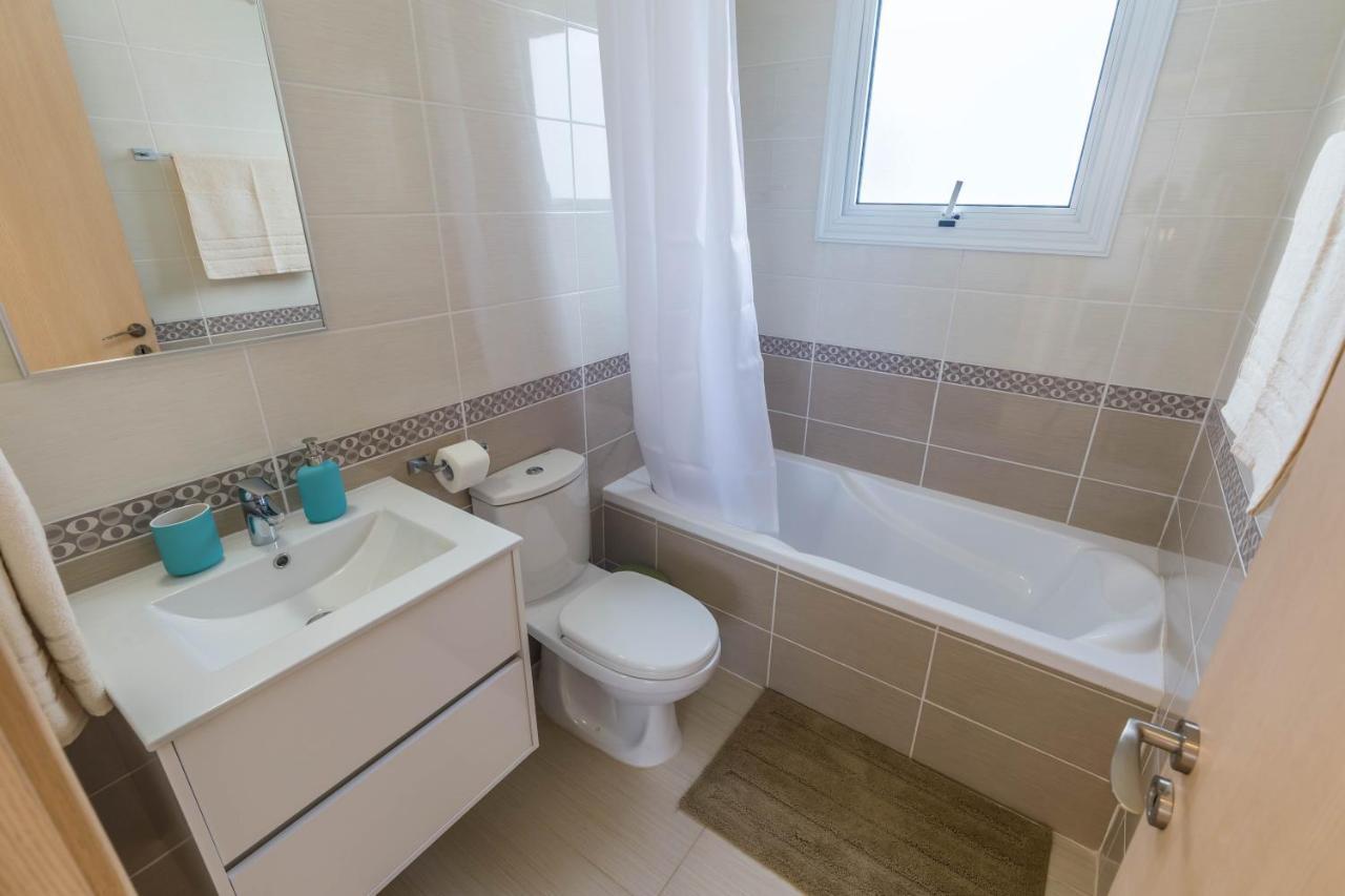 Nissini Villas 2 Ayia Napa Bagian luar foto