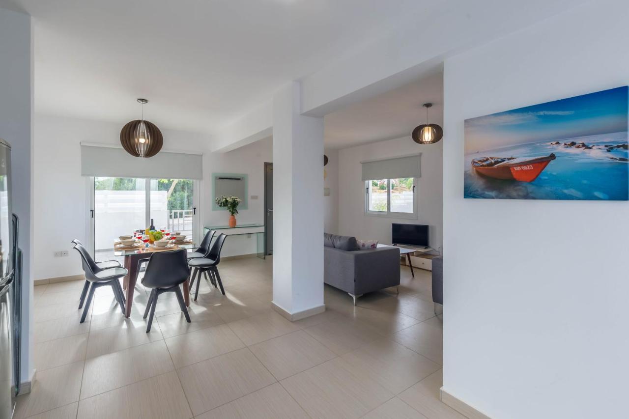 Nissini Villas 2 Ayia Napa Bagian luar foto