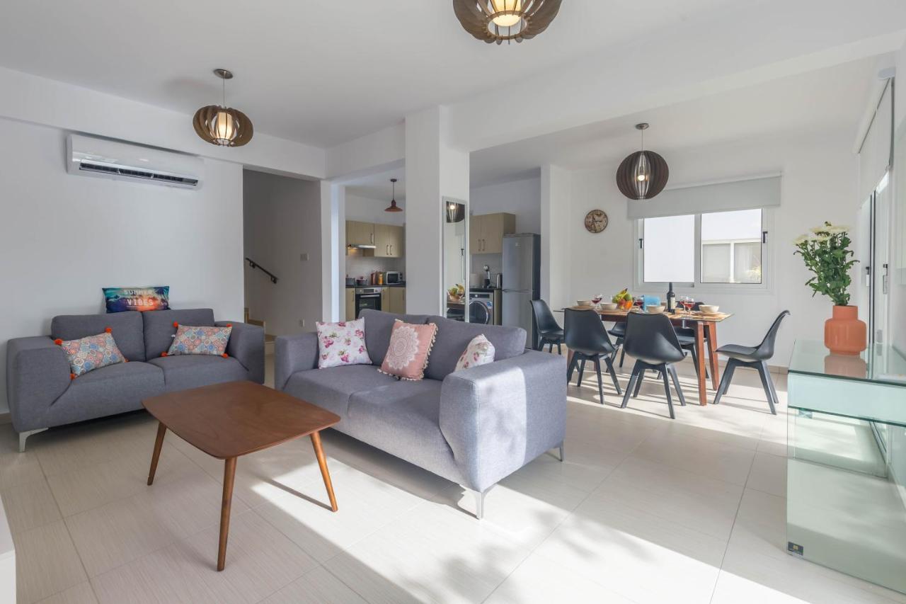 Nissini Villas 2 Ayia Napa Bagian luar foto